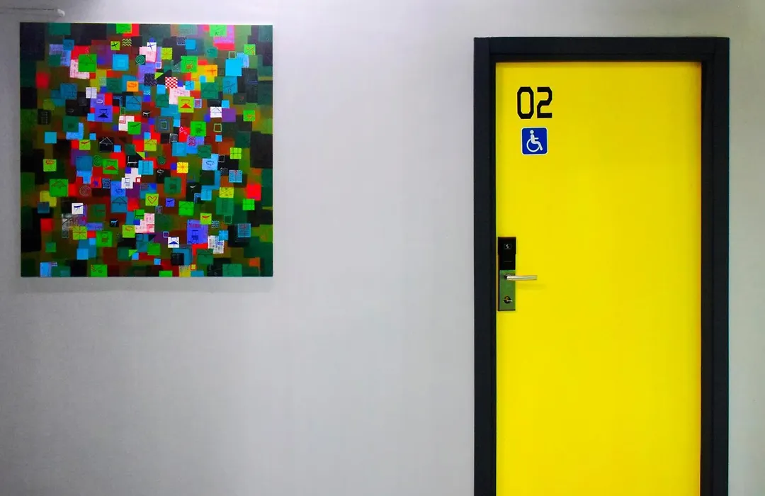 Green Cube Capsule Hostel-1